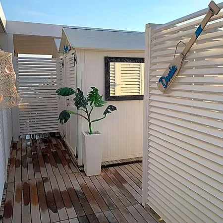 מלון Villaggio Benvivere סניגליה