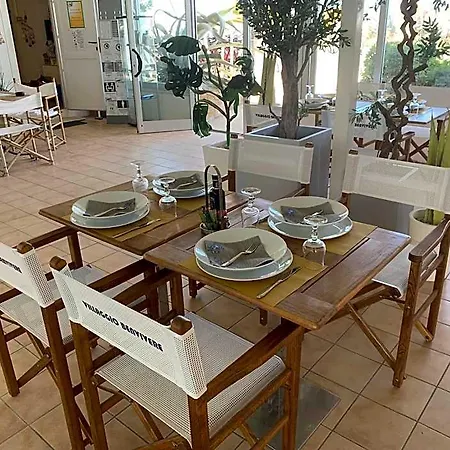 מלון Villaggio Benvivere